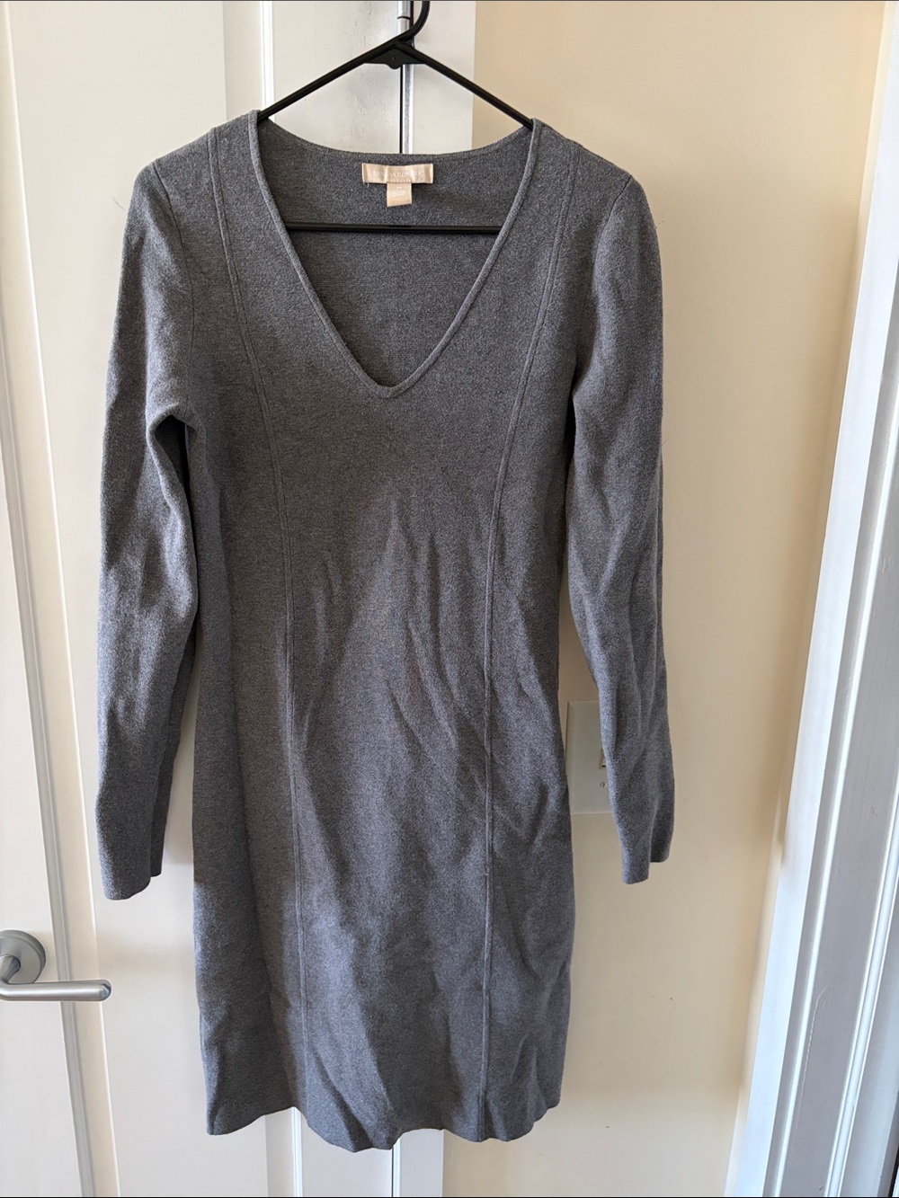 Banana Republic Charcoal Gray V‑Neck Long Sleeve Knit Dress